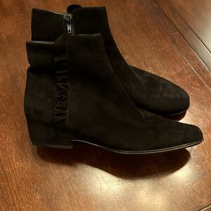 Footnotes Black Booties